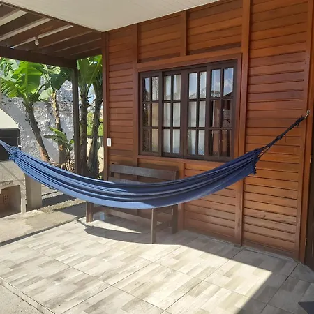 Casa Colonial Em Guaratuba, Proximo A Praia Exterior photo